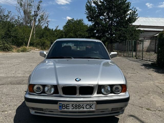 Серый БМВ 5 Серия, объемом двигателя 2.5 л и пробегом 400 тыс. км за 4200 $, фото 6 на Automoto.ua