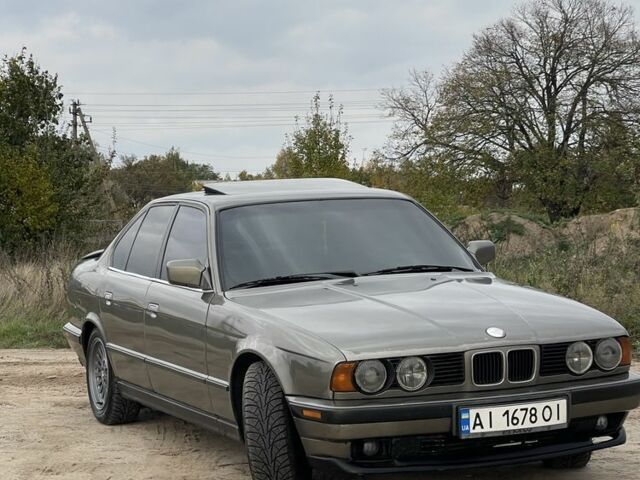 Сірий БМВ 5 Серія, об'ємом двигуна 2.5 л та пробігом 428 тис. км за 3400 $, фото 4 на Automoto.ua