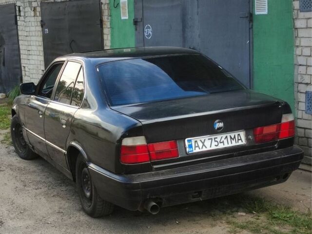 Серый БМВ 5 Серия, объемом двигателя 2 л и пробегом 400 тыс. км за 1700 $, фото 4 на Automoto.ua