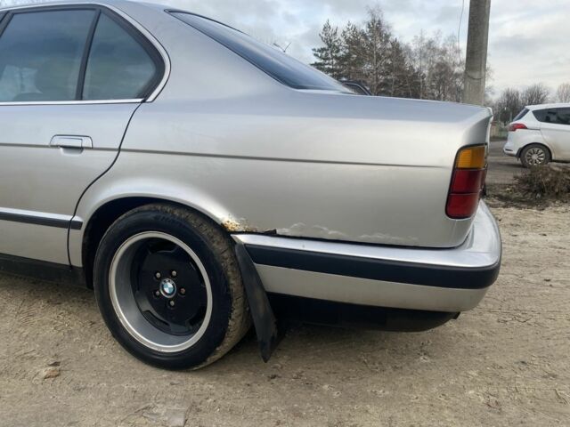 Серый БМВ 5 Серия, объемом двигателя 2 л и пробегом 350 тыс. км за 3400 $, фото 5 на Automoto.ua