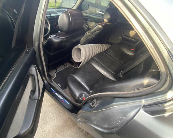 Серый БМВ 5 Серия, объемом двигателя 1.99 л и пробегом 560 тыс. км за 2799 $, фото 6 на Automoto.ua