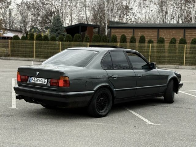 Сірий БМВ 5 Серія, об'ємом двигуна 2 л та пробігом 29 тис. км за 2300 $, фото 5 на Automoto.ua