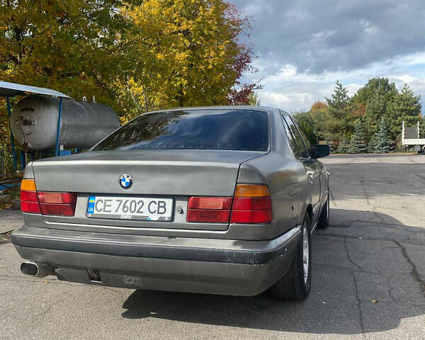 Серый БМВ 5 Серия, объемом двигателя 1.99 л и пробегом 300 тыс. км за 1900 $, фото 7 на Automoto.ua