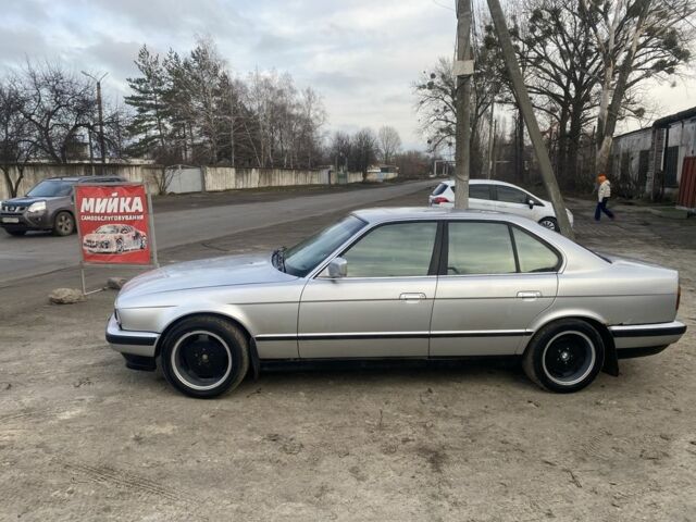 Серый БМВ 5 Серия, объемом двигателя 2 л и пробегом 350 тыс. км за 3400 $, фото 4 на Automoto.ua