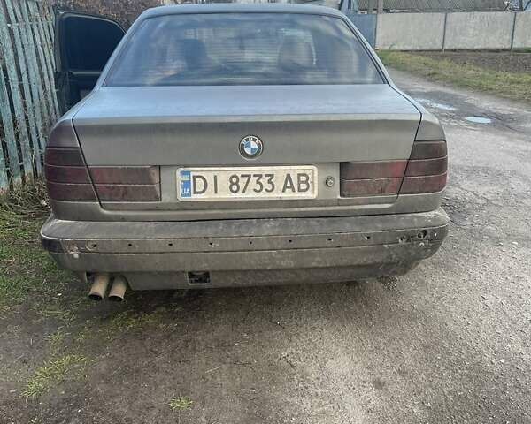 Серый БМВ 5 Серия, объемом двигателя 2 л и пробегом 500 тыс. км за 2500 $, фото 7 на Automoto.ua