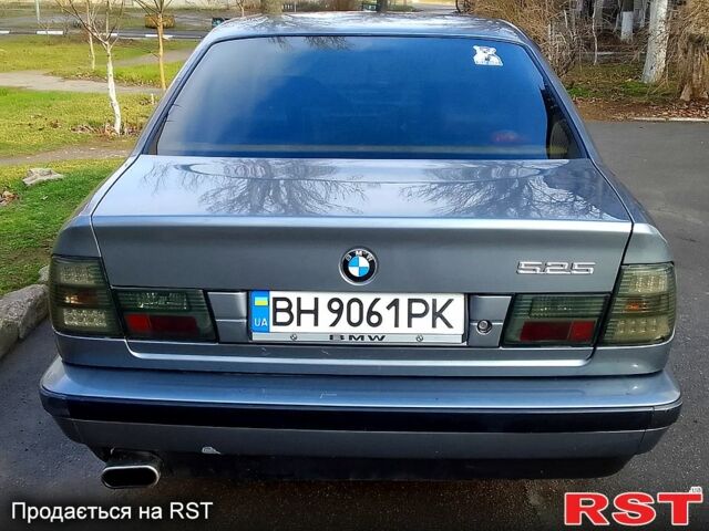 Серый БМВ 5 Серия, объемом двигателя 2 л и пробегом 0 тыс. км за 2600 $, фото 1 на Automoto.ua