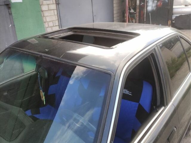 Серый БМВ 5 Серия, объемом двигателя 2 л и пробегом 400 тыс. км за 1700 $, фото 7 на Automoto.ua