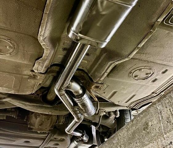 Серый БМВ 5 Серия, объемом двигателя 2 л и пробегом 350 тыс. км за 1700 $, фото 6 на Automoto.ua