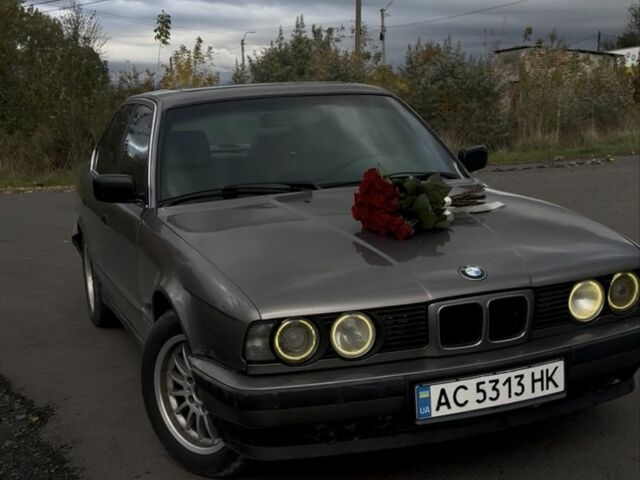 Сірий БМВ 5 Серія, об'ємом двигуна 2.5 л та пробігом 420 тис. км за 2150 $, фото 1 на Automoto.ua