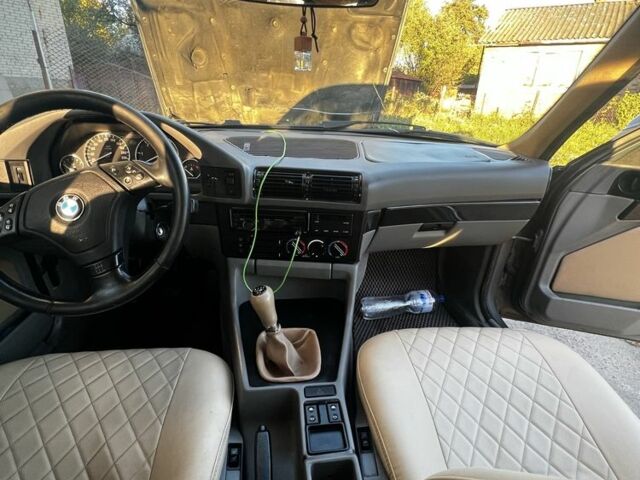 Серый БМВ 5 Серия, объемом двигателя 2.4 л и пробегом 535 тыс. км за 2500 $, фото 5 на Automoto.ua