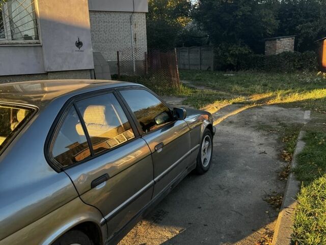 Серый БМВ 5 Серия, объемом двигателя 2.4 л и пробегом 535 тыс. км за 2500 $, фото 4 на Automoto.ua