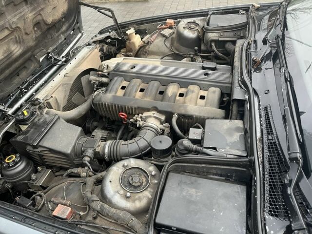 Сірий БМВ 5 Серія, об'ємом двигуна 2 л та пробігом 360 тис. км за 2700 $, фото 4 на Automoto.ua