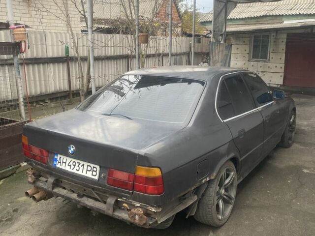 Серый БМВ 5 Серия, объемом двигателя 2.5 л и пробегом 777 тыс. км за 1200 $, фото 5 на Automoto.ua