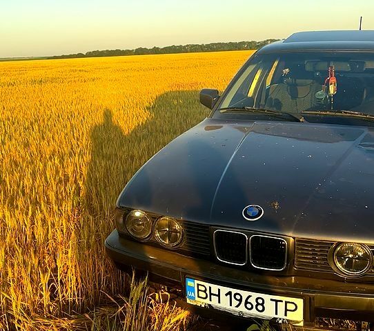 Сірий БМВ 5 Серія, об'ємом двигуна 2 л та пробігом 0 тис. км за 3000 $, фото 3 на Automoto.ua