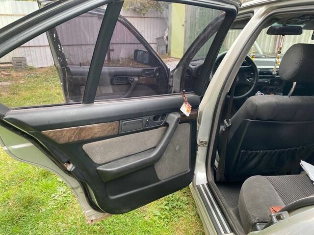 Сірий БМВ 5 Серія, об'ємом двигуна 2.5 л та пробігом 259 тис. км за 1900 $, фото 14 на Automoto.ua