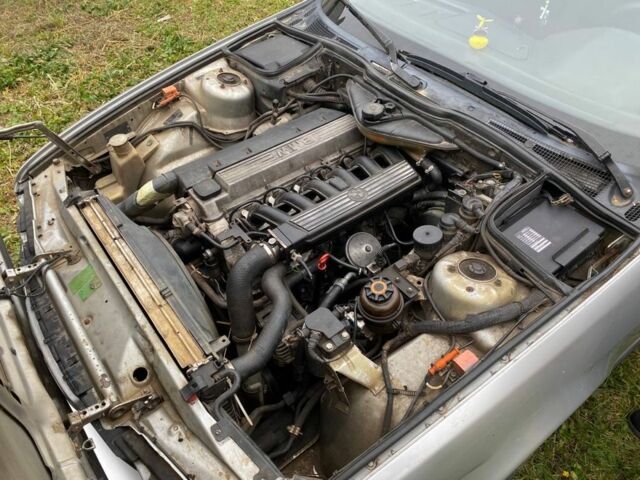 Сірий БМВ 5 Серія, об'ємом двигуна 2.5 л та пробігом 259 тис. км за 1900 $, фото 15 на Automoto.ua