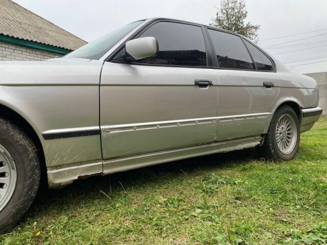 Сірий БМВ 5 Серія, об'ємом двигуна 2.5 л та пробігом 259 тис. км за 1900 $, фото 8 на Automoto.ua