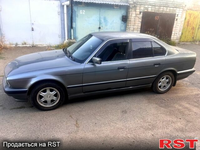 Сірий БМВ 5 Серія, об'ємом двигуна 2.5 л та пробігом 0 тис. км за 2500 $, фото 1 на Automoto.ua