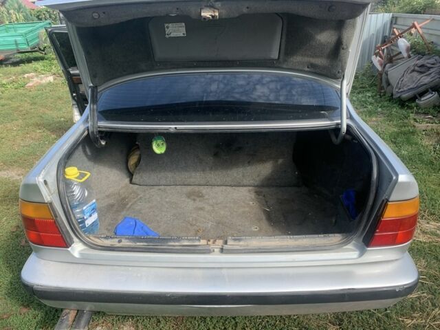 Серый БМВ 5 Серия, объемом двигателя 2 л и пробегом 480 тыс. км за 2700 $, фото 9 на Automoto.ua