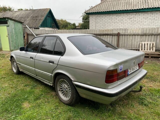 Сірий БМВ 5 Серія, об'ємом двигуна 2.5 л та пробігом 259 тис. км за 1900 $, фото 2 на Automoto.ua