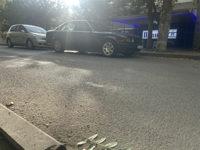 Серый БМВ 5 Серия, объемом двигателя 2 л и пробегом 3 тыс. км за 1350 $, фото 1 на Automoto.ua