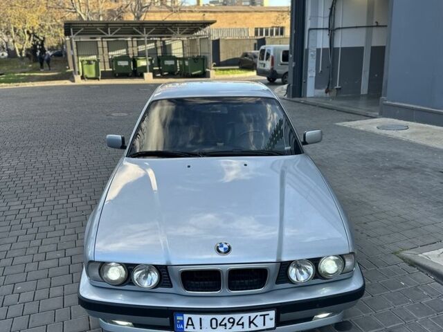 Сірий БМВ 5 Серія, об'ємом двигуна 2.5 л та пробігом 400 тис. км за 3300 $, фото 7 на Automoto.ua