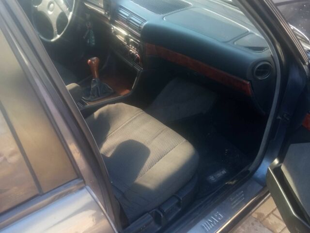 Серый БМВ 5 Серия, объемом двигателя 2 л и пробегом 500 тыс. км за 3000 $, фото 10 на Automoto.ua