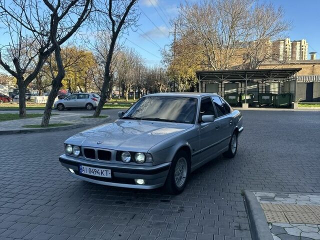 Сірий БМВ 5 Серія, об'ємом двигуна 2.5 л та пробігом 400 тис. км за 3300 $, фото 3 на Automoto.ua