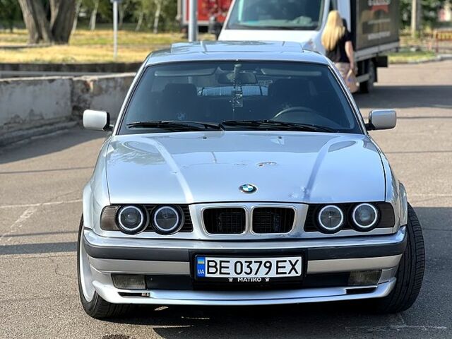 Серый БМВ 5 Серия, объемом двигателя 2.5 л и пробегом 0 тыс. км за 3200 $, фото 1 на Automoto.ua