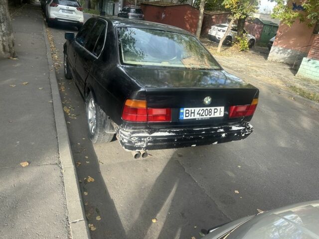 Серый БМВ 5 Серия, объемом двигателя 2 л и пробегом 3 тыс. км за 1350 $, фото 3 на Automoto.ua