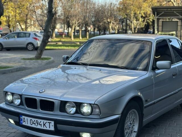 Сірий БМВ 5 Серія, об'ємом двигуна 2.5 л та пробігом 400 тис. км за 3300 $, фото 2 на Automoto.ua