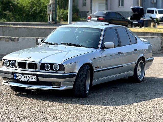 Серый БМВ 5 Серия, объемом двигателя 2.5 л и пробегом 0 тыс. км за 3200 $, фото 3 на Automoto.ua