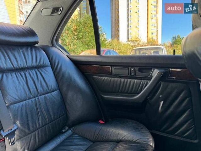 Серый БМВ 5 Серия, объемом двигателя 2 л и пробегом 294 тыс. км за 7337 $, фото 36 на Automoto.ua