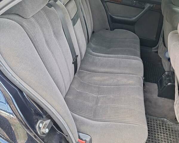 Серый БМВ 5 Серия, объемом двигателя 2.5 л и пробегом 298 тыс. км за 2800 $, фото 4 на Automoto.ua