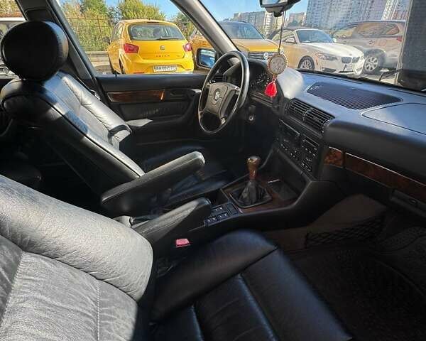 Серый БМВ 5 Серия, объемом двигателя 2 л и пробегом 294 тыс. км за 7337 $, фото 21 на Automoto.ua