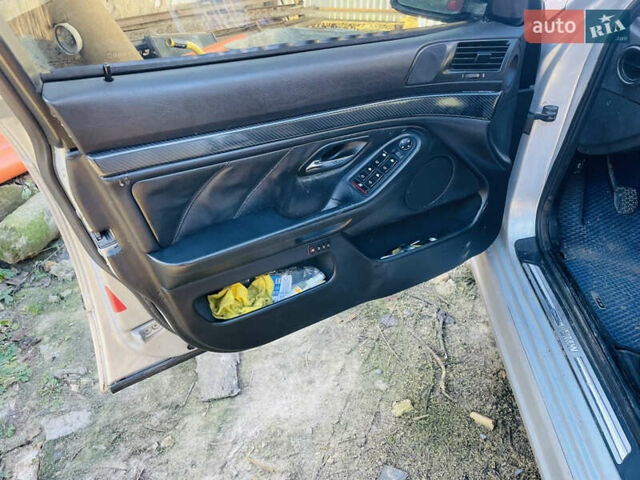 Серый БМВ 5 Серия, объемом двигателя 2.8 л и пробегом 380 тыс. км за 4500 $, фото 3 на Automoto.ua