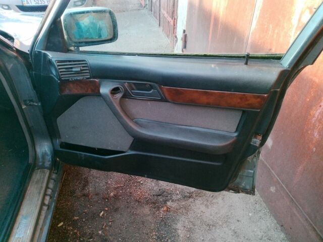 Серый БМВ 5 Серия, объемом двигателя 0 л и пробегом 999 тыс. км за 850 $, фото 6 на Automoto.ua