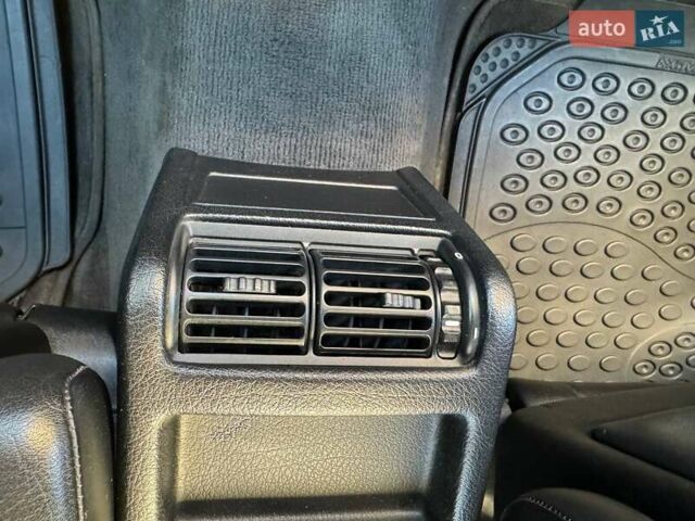 Серый БМВ 5 Серия, объемом двигателя 2 л и пробегом 294 тыс. км за 7337 $, фото 30 на Automoto.ua