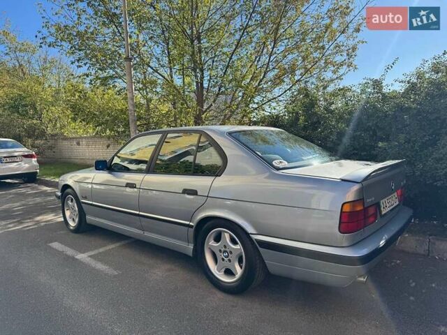 Серый БМВ 5 Серия, объемом двигателя 2 л и пробегом 294 тыс. км за 7337 $, фото 7 на Automoto.ua