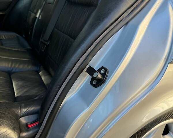 Серый БМВ 5 Серия, объемом двигателя 2 л и пробегом 294 тыс. км за 7337 $, фото 43 на Automoto.ua