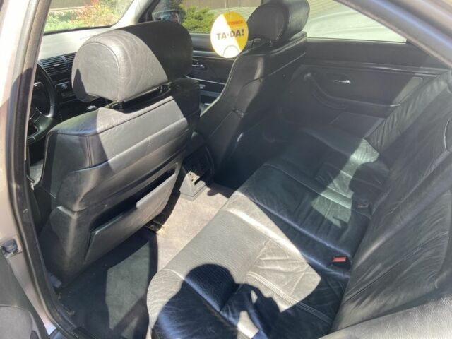 Серый БМВ 5 Серия, объемом двигателя 2 л и пробегом 400 тыс. км за 3200 $, фото 4 на Automoto.ua