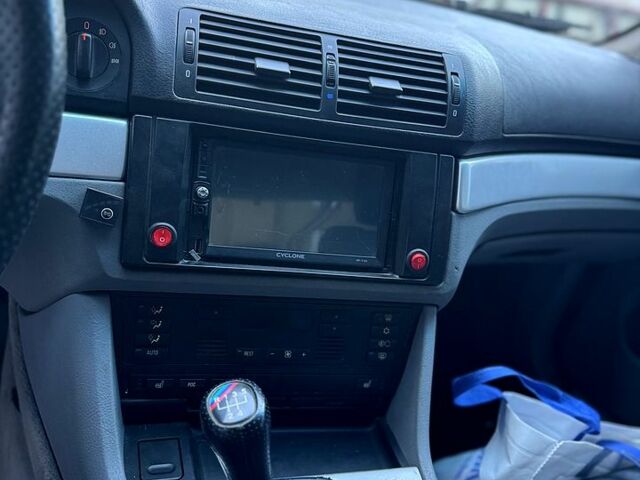 Сірий БМВ 5 Серія, об'ємом двигуна 2 л та пробігом 0 тис. км за 2699 $, фото 5 на Automoto.ua