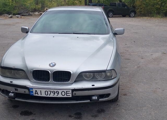 Серый БМВ 5 Серия, объемом двигателя 2.5 л и пробегом 334 тыс. км за 3000 $, фото 4 на Automoto.ua