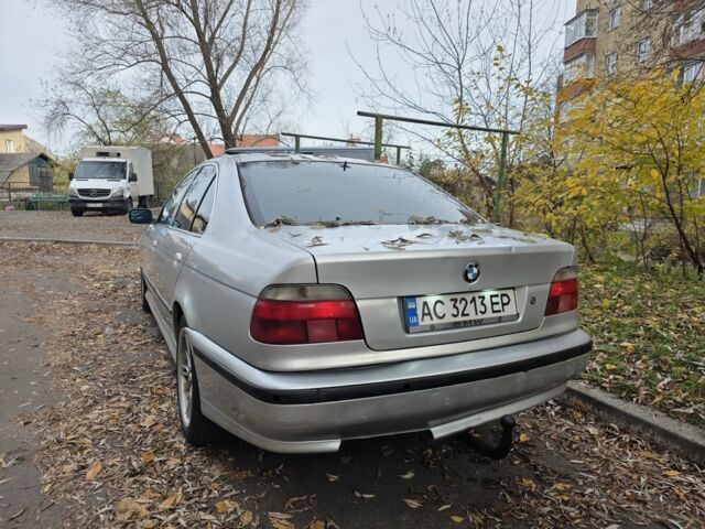 Серый БМВ 5 Серия, объемом двигателя 2.5 л и пробегом 300 тыс. км за 3600 $, фото 3 на Automoto.ua