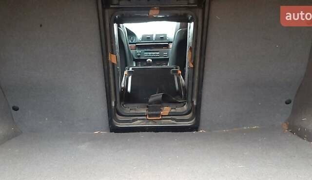 Серый БМВ 5 Серия, объемом двигателя 2.8 л и пробегом 343 тыс. км за 3100 $, фото 9 на Automoto.ua