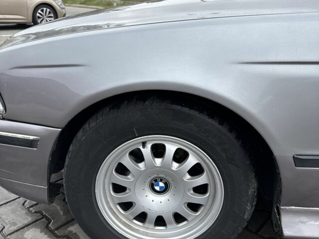 Серый БМВ 5 Серия, объемом двигателя 2.8 л и пробегом 440 тыс. км за 3500 $, фото 13 на Automoto.ua