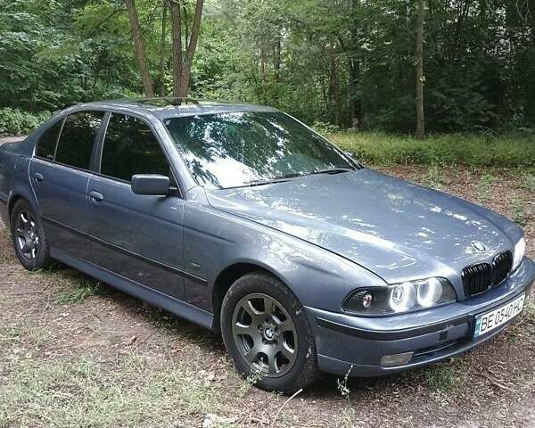 Серый БМВ 5 Серия, объемом двигателя 4.4 л и пробегом 500 тыс. км за 5200 $, фото 3 на Automoto.ua