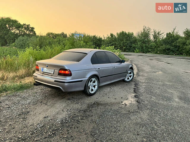 Серый БМВ 5 Серия, объемом двигателя 2.49 л и пробегом 500 тыс. км за 6200 $, фото 2 на Automoto.ua