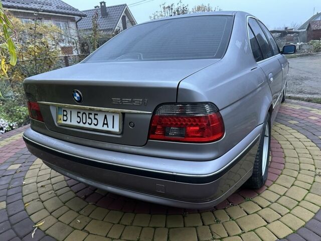Сірий БМВ 5 Серія, об'ємом двигуна 2.5 л та пробігом 250 тис. км за 8000 $, фото 2 на Automoto.ua