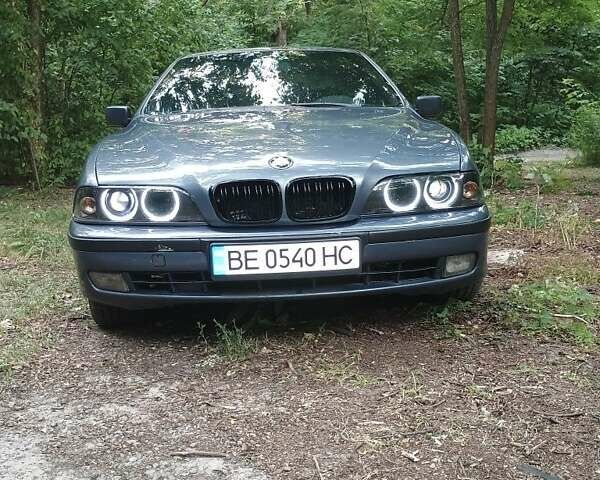 Серый БМВ 5 Серия, объемом двигателя 4.4 л и пробегом 500 тыс. км за 5200 $, фото 4 на Automoto.ua